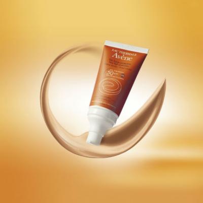 Dermato-cosmetice inteligente: ingrijirea tenului in timpul verii - Avene Sun Care