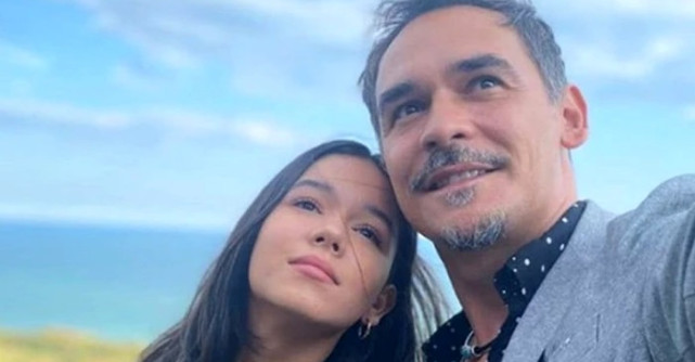 Ianca Simion își dorește să studieze în străinătate. Cum o încurajează tatăl ei?