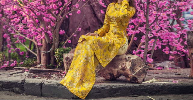 Cum sa porti imprimeul floral din cap pana in picioare