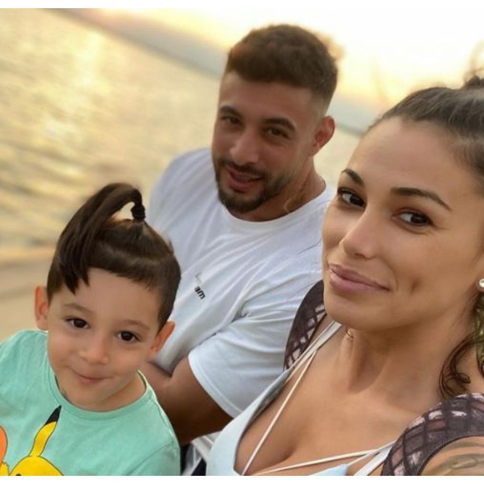 Motivul pentru care Roxana Vancea nu mai vrea să nască copii. Cum se împarte vedeta între băieții ei? 