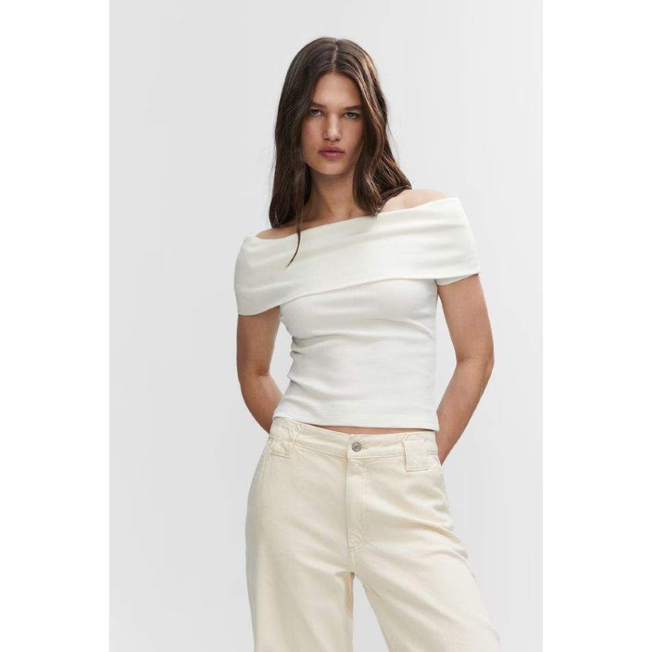 20 de bluze elegante sub 150 de lei 