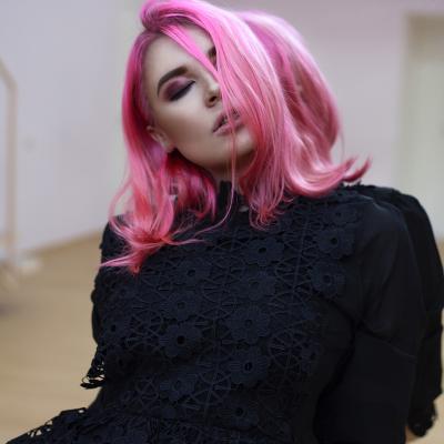 Culorile părului anul acesta: ce aduce sezonul rece