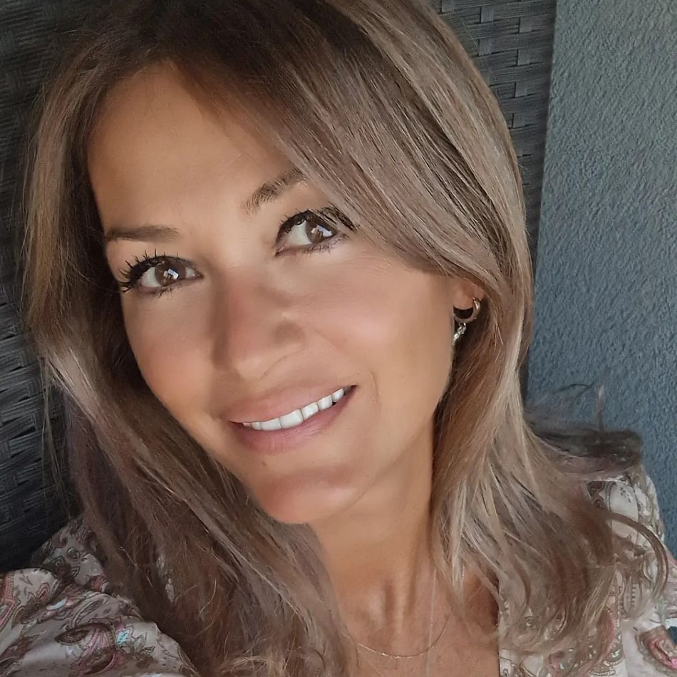 Imagini din vacanța de vis a Ancăi Țurcașiu cu iubitul tinerel. Actrița emană fericire după divorțul dureros 