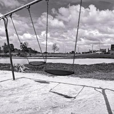 Cum scăpăm de trecutul care ne apasă? 6 etape esențiale 