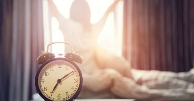 Ce sa nu faci cand te trezesti: schimba rutina de dimineata ca sa ai mai multa energie!