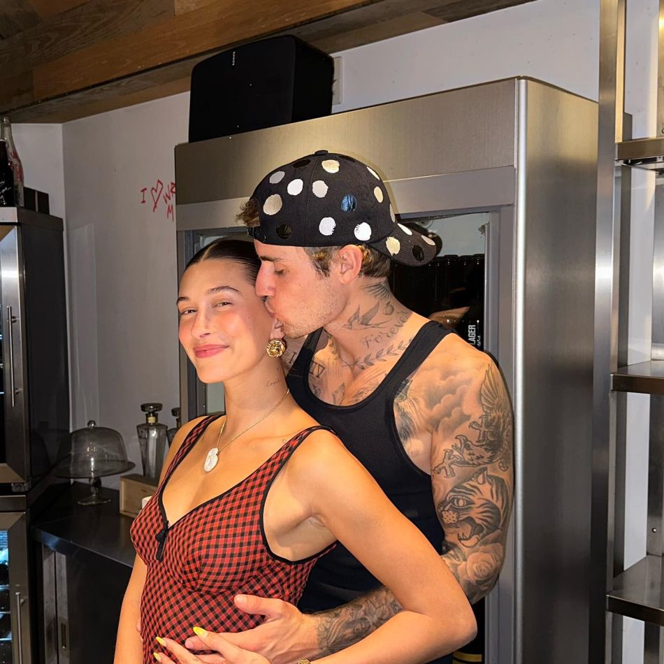 Justin și Hailey Bieber așteaptă primul lor copil! Soția artistului este însărcinsată în 6 luni