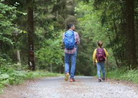 Modele de părinte: Sindromul părintelui crescător vs. părintele întretinator