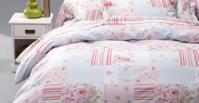 20 de lenjerii de pat superbe, sub 150 de lei