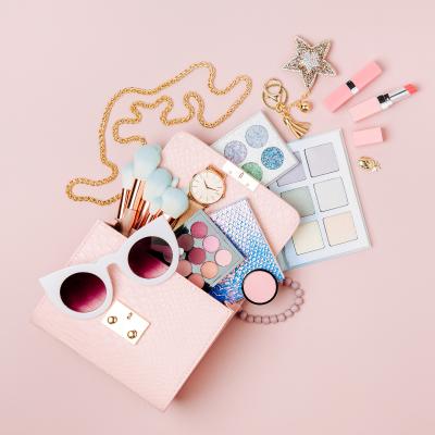 Trusa de înfrumusețare pentru vara 2019