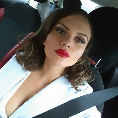 Cristina Șișcanu a fost criticată dur după ce a început să predea gramatica online! Cum le-a răspuns vedeta haterilor?