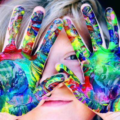 Salvați Copiii duce aparatură medicală necesară supraviețuirii prematurilor la Zalău