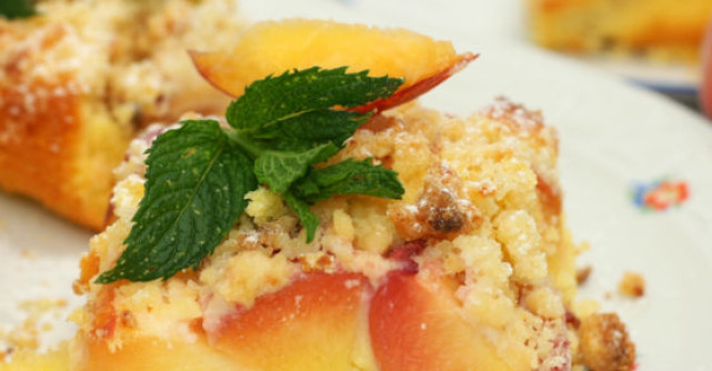 Prajitura cu piersici