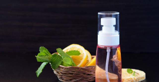 Tonic natural de păr făcut acasă vara: până la 30% mai puțină rupere a firelor printr-o rutină simplă
