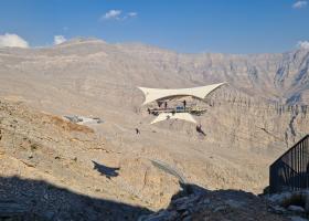 Aventurile din Ras al Khaimah care te învăță să-ți depășești limitele. Viața începe acolo unde se termină frica