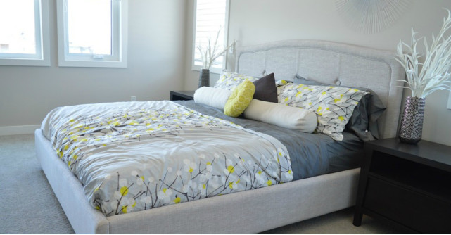 Cum îți pregătești dormitorul de primăvară