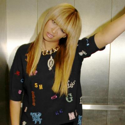 Video: Beyonce promoveaza probabil cel mai vandut ruj din istorie!