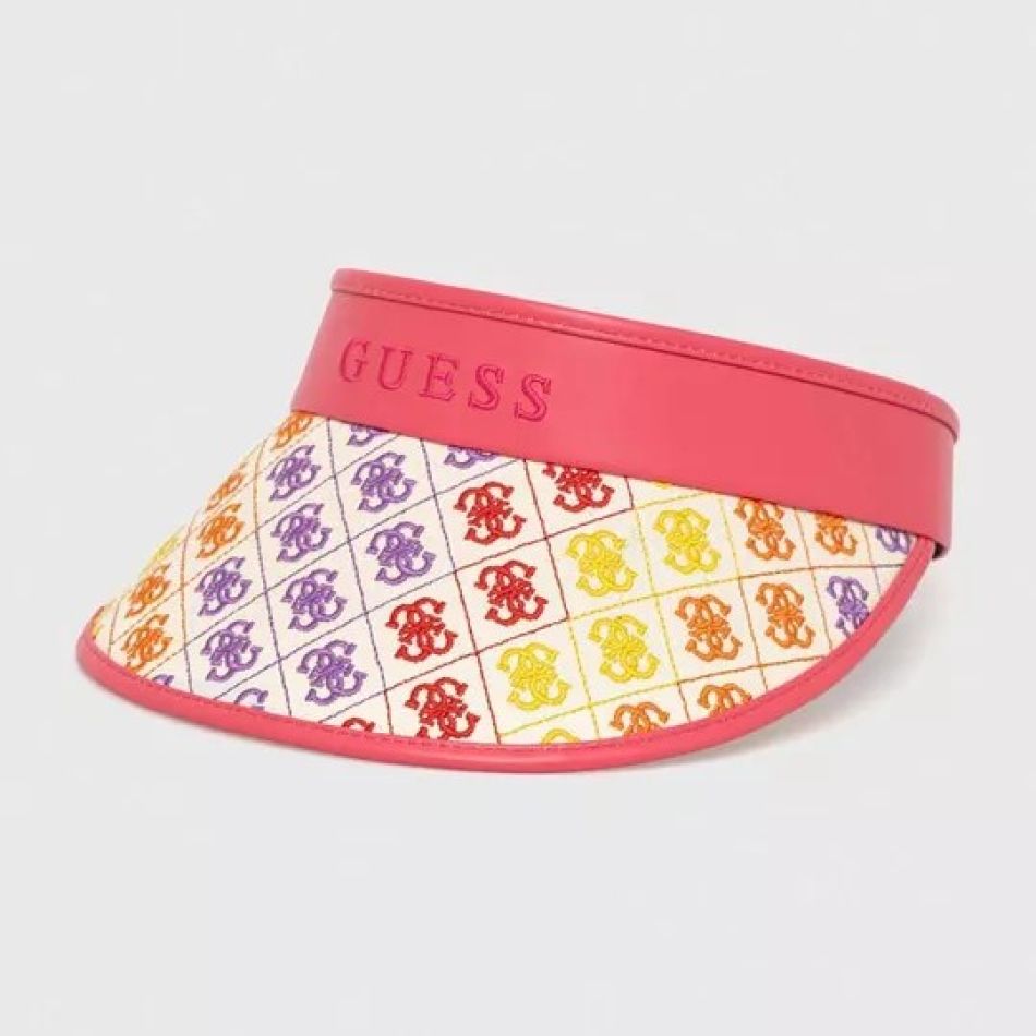 CHIC ȘI PROTEJATĂ DE SOARE CU 20 DE PĂLĂRII ȘI ȘEPCI