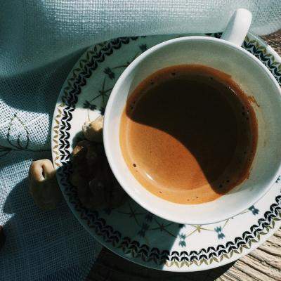 Cafea de ghinde. Ce beneficii are și cum să o prepari