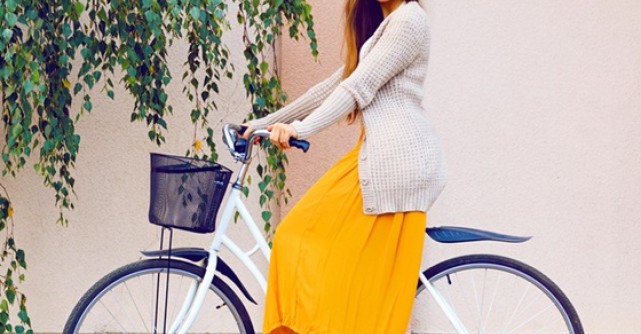 Idei creative: Cum purtam rochia maxi primavara