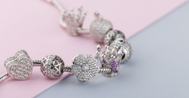 Ce avantaje îți oferă un talisman din argint și cum să alegi modelul potrivit?