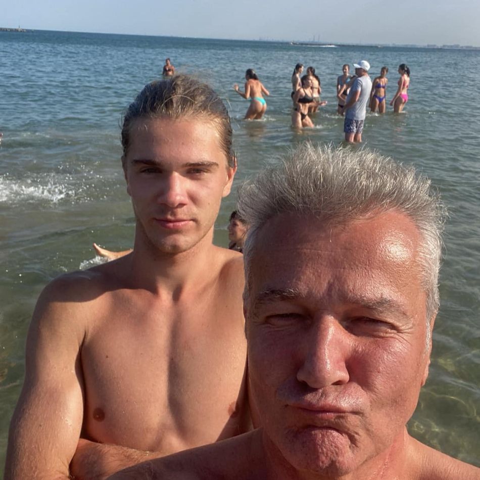 Dan Bittman, un tată responsabil! Ce i-a învățat artistul pe cei 3 băieți ai săi?