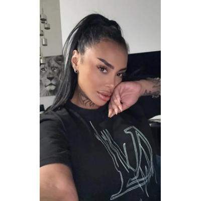 Motivul halucinant pentru care ispita Naba Salem trebuie să își facă a 8-a operație la sâni: Mi-a desfăcut operația...