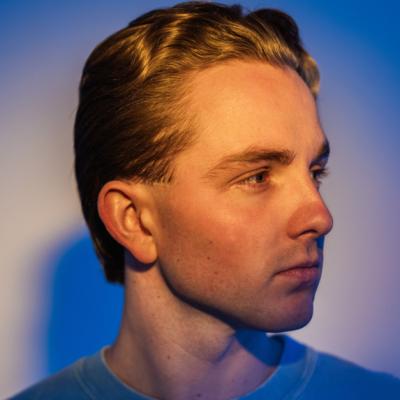 Lavern a lansat single-ul 'Electric High'