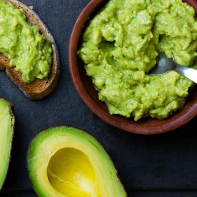 Tine kilogramele la distanta cu dieta cu avocado