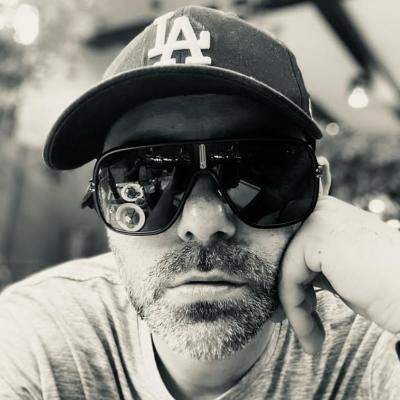Spike și Livia Eftimie, împăcare după despărțire? Imaginile din Grecia spun totul. Gestul intim care i-a dat de gol