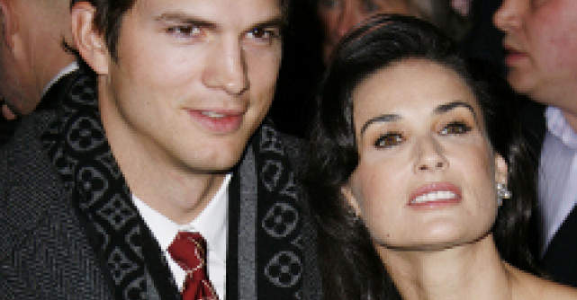 Foto: Demi Moore, goala in baie