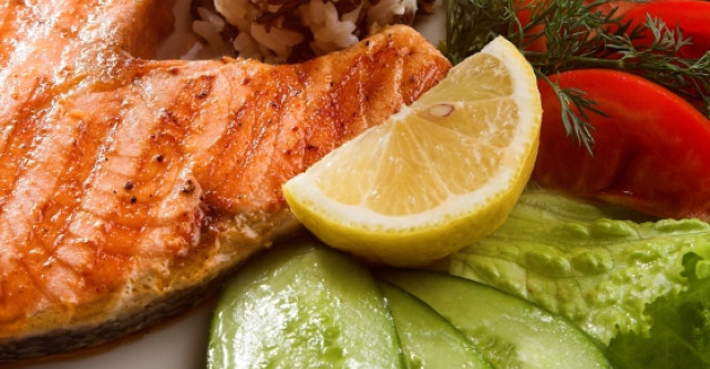 Exotic: Sos de mango si rodii cu somon la cuptor  