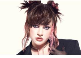 Interviu Aria Moon - Potrivirea pe zodii pusă în versuri: Aria Moon lansează alături de Flueraru piesa Horoscop