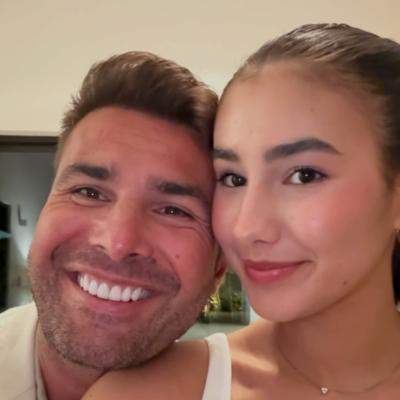 Reuniune rară în familia lui Adrian Mutu. Actuala și fosta soție, împreună la aniversarea fiicei sale de 20 de ani