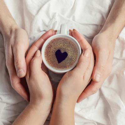 Relațiile sănătoase încep... de dimineață! 5 Obiceiuri matinale pentru cei care se iubesc cu adevărat