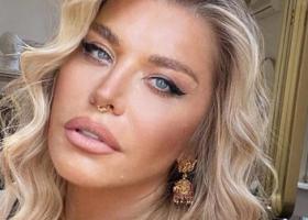 Loredana Groza, mișcări incendiare pe masa unui club de fițe! Pasională și îndrăzneață, artista a închis imaginația fanilor