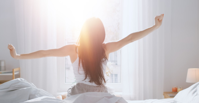 Obiceiul matinal simplu care iti creste increderea in sine si stiinta din spatele lui