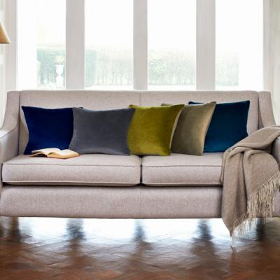 Cum sa adaugi stralucire intr-o locuinta glamour