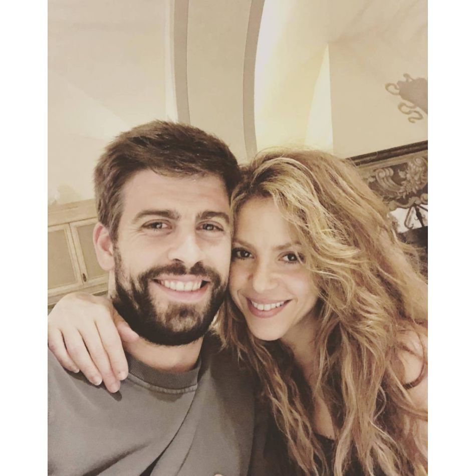 Shakira, înșelată de Gerald Pique? Cei doi nu mai locuiesc împreună, iar gurile rele vorbesc despre o a treia persoană 