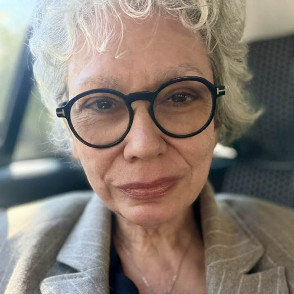 Oana Pellea sare în apărarea lui Ilie Bolojan: Cel mai cinstit, capabil și curajos prim-ministru pe care l-a avut România