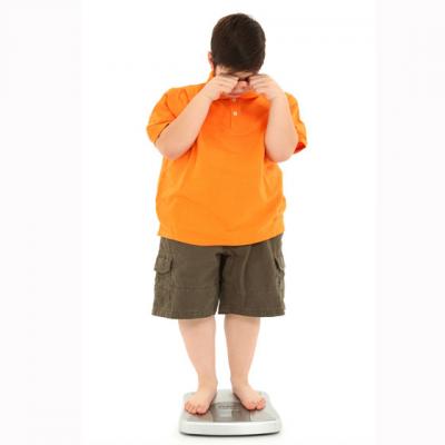 Cum ajung copiii obezi
