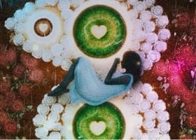 Cezar Gună lansează Altă femeie nu văd, o declarație muzicală dedicată femeii care transformă iubirea într-un film