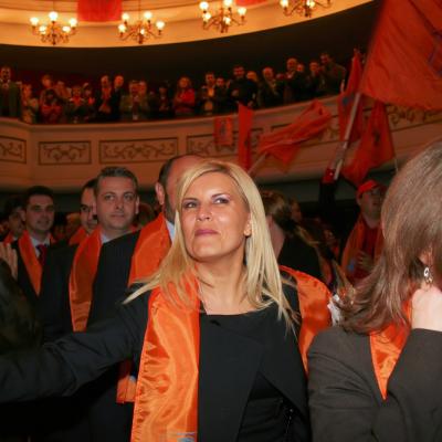 Cum a reacționat fiica Elenei Udrea când și-a văzut mama după trei ani. Imaginile care au emoționat o țară întreagă