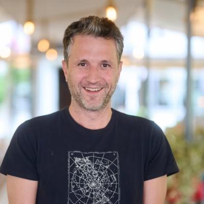 Vești bune pentru fanii lui Andi Moisescu! Apropo TV revine la PRO TV după pauza din primăvară