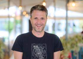 Vești bune pentru fanii lui Andi Moisescu! Apropo TV revine la PRO TV după pauza din primăvară