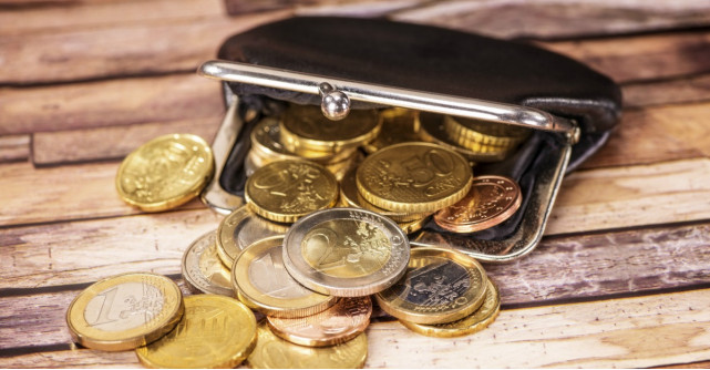 Modele de portofele pentru toate buzunarele