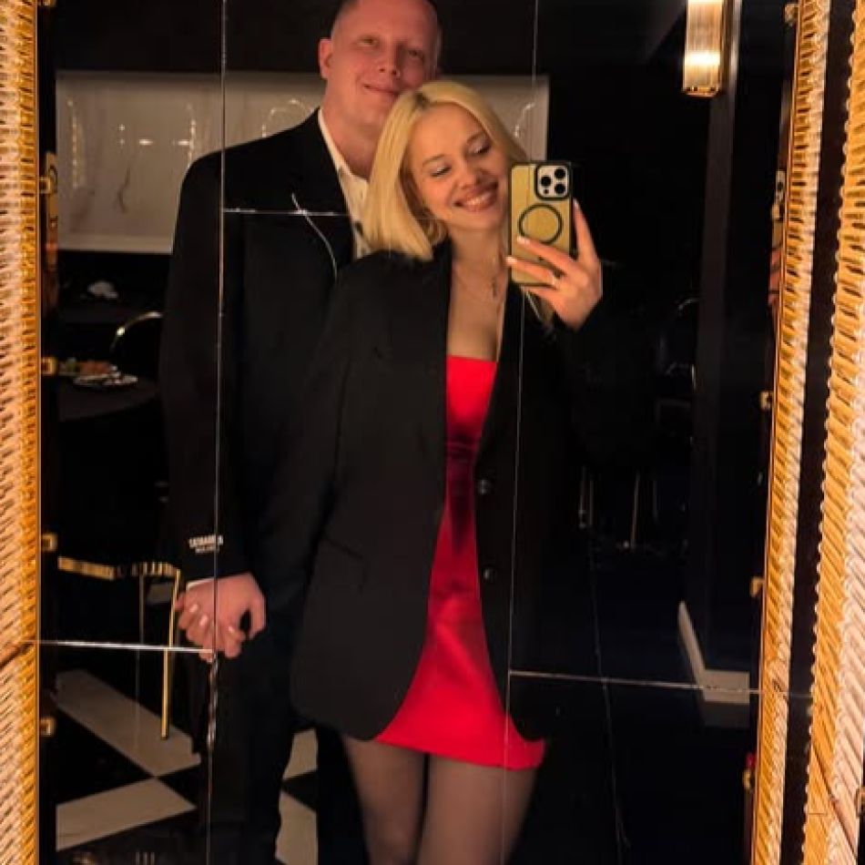 Bubu Cernea și Elena Mogîldea s-au căsătorit religios după opt ani de iubire. Smiley și Irina Rimes, printre invitați