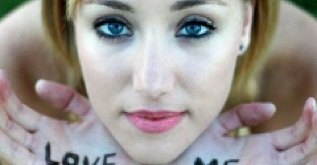 Arata ca iti pasa! de miile de tineri romani seropozitivi! 