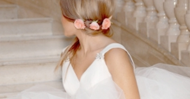 10 idei de coafuri fabuloase pentru mirese