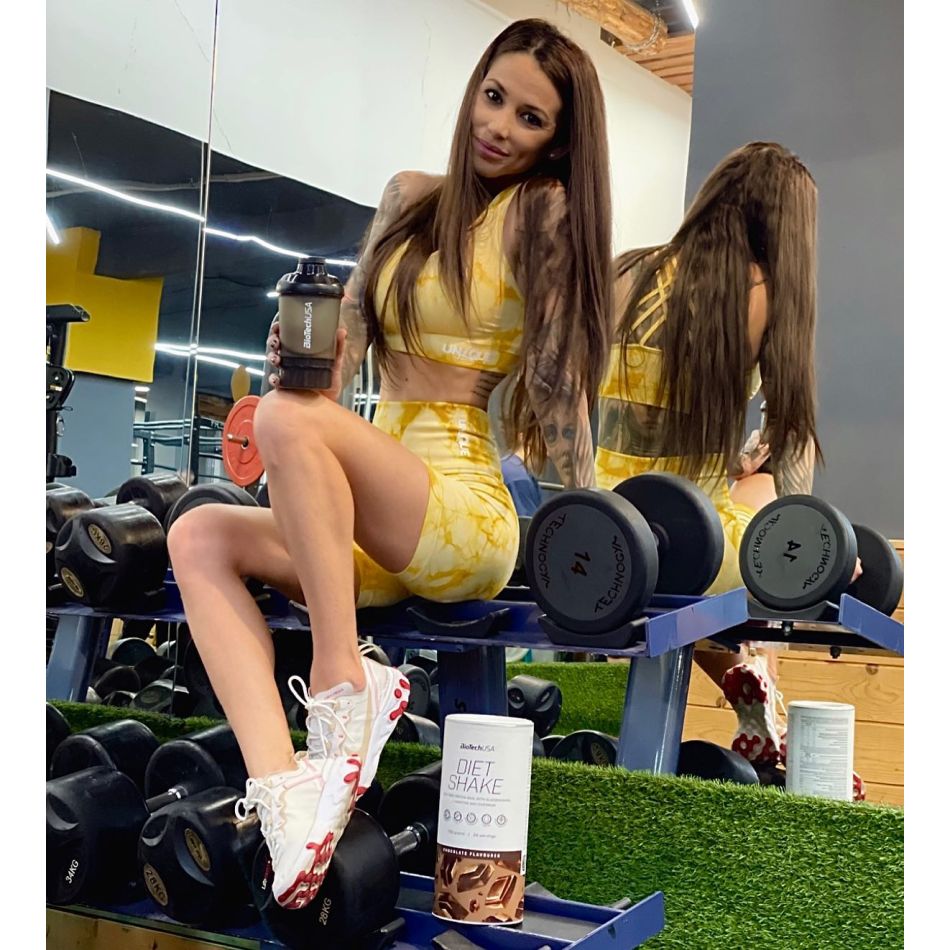 Fanii Roxanei Vancea în alertă! Vedeta este doar piele și os! Ce se întâmplă în viața fostei asistente tv?