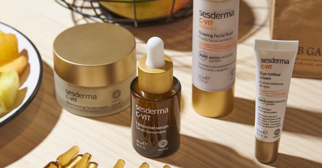 Redă strălucirea și vitalitatea pielii cu gama C-VIT